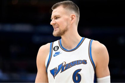 B体育官方网站-波尔津吉斯：伤病影响了状态 东契奇很强但不搭