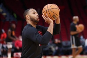 B体育官方网站-连补三员快艇完成中期补强 最后一块拼图是韦少？