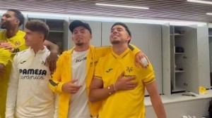 b体育官网-锁定欧冠席位！比利亚雷亚尔球员激情庆祝，高唱欧冠主题曲