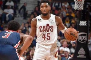 b体育官网-放弃拉夫非坏事！骑士冲刺阶段更专注：挑战3大劲旅