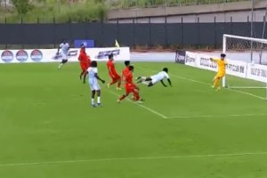 B体育-土伦杯：U19国足0比3民主刚果U23 4分钟丢2球！依合散黄油手